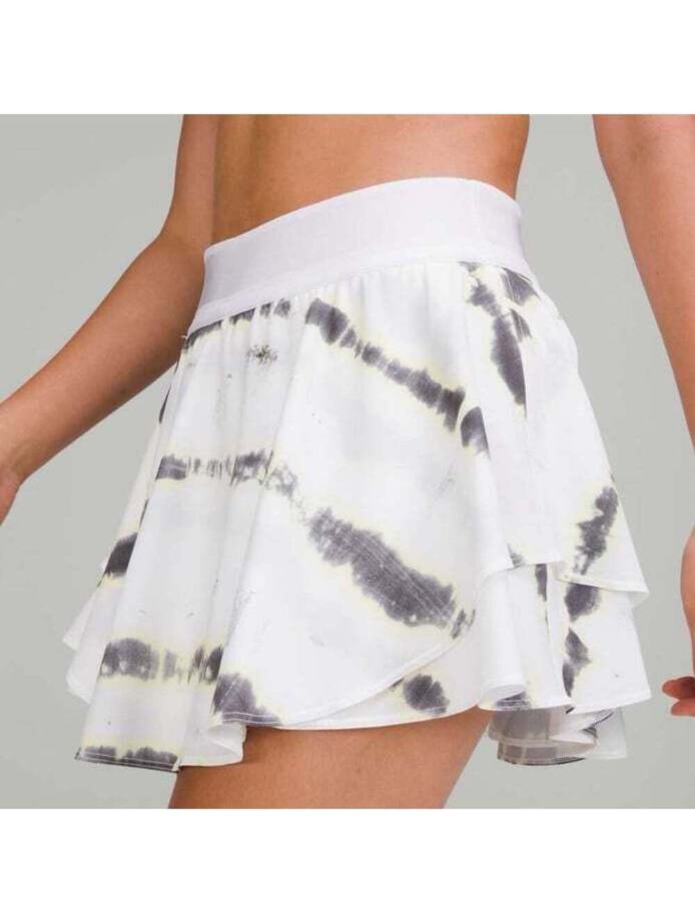 Lululemon Court Rival High-Rise Skirt size 0